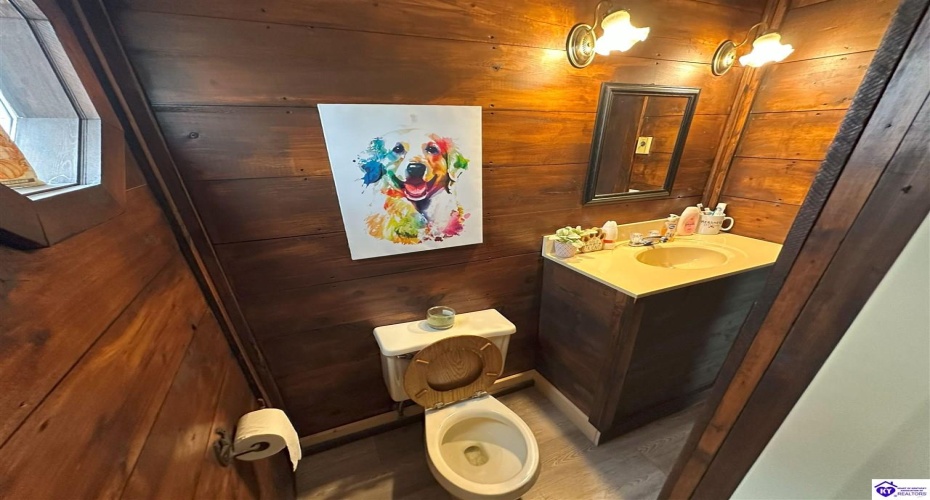 Highway 259, Leitchfield, Kentucky 42754, ,2 BathroomsBathrooms,For Sale,Highway 259,HK24004479