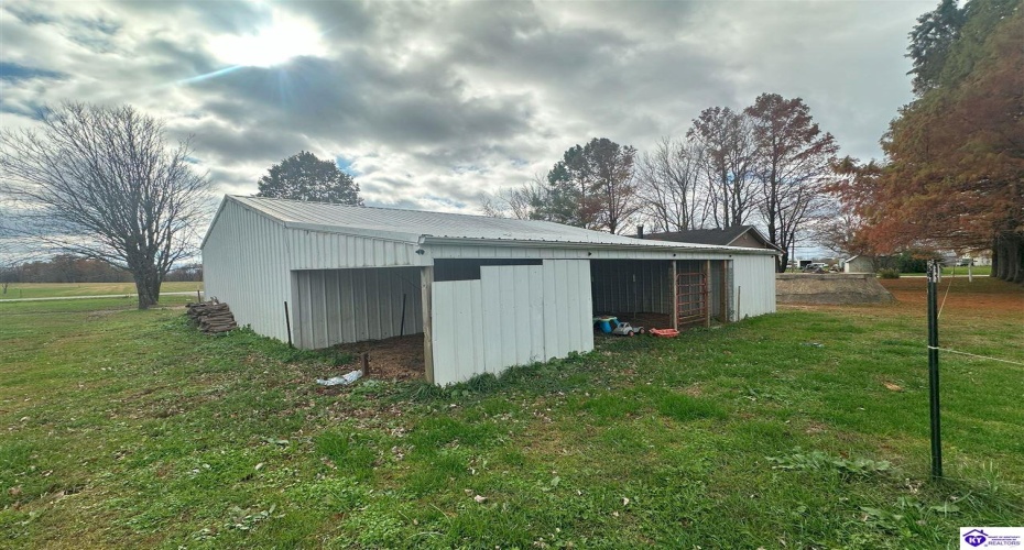Highway 259, Leitchfield, Kentucky 42754, ,2 BathroomsBathrooms,For Sale,Highway 259,HK24004479
