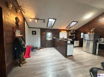 Highway 259, Leitchfield, Kentucky 42754, ,2 BathroomsBathrooms,For Sale,Highway 259,HK24004479