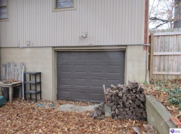 Wildwood Drive, Elizabethtown, Kentucky 42701, ,3 BathroomsBathrooms,For Sale,Wildwood Drive,HK24004481