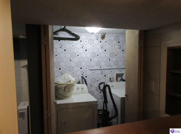 Wildwood Drive, Elizabethtown, Kentucky 42701, ,3 BathroomsBathrooms,For Sale,Wildwood Drive,HK24004481