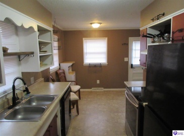 Wildwood Drive, Elizabethtown, Kentucky 42701, ,3 BathroomsBathrooms,For Sale,Wildwood Drive,HK24004481