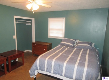 Wildwood Drive, Elizabethtown, Kentucky 42701, ,3 BathroomsBathrooms,For Sale,Wildwood Drive,HK24004481