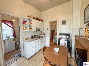 Main Street, Horse Cave, Kentucky 42749, ,1 BathroomBathrooms,For Sale,Main Street,HK24004483