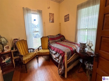 Main Street, Horse Cave, Kentucky 42749, ,1 BathroomBathrooms,For Sale,Main Street,HK24004483