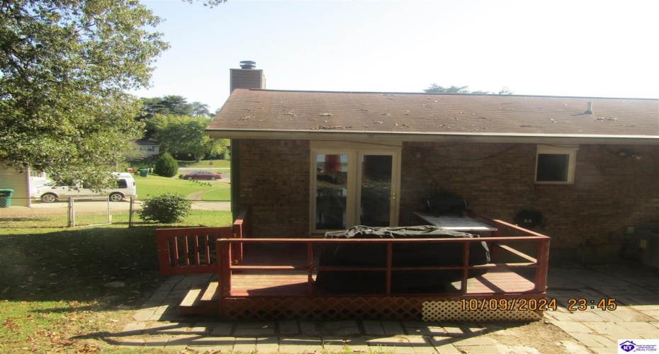 Creekside Court, Radcliff, Kentucky 40160, ,2 BathroomsBathrooms,For Sale,Creekside Court,HK24003845