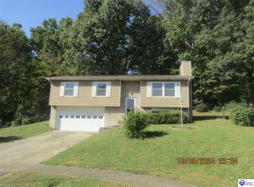 Creekside Court, Radcliff, Kentucky 40160, ,2 BathroomsBathrooms,For Sale,Creekside Court,HK24003845