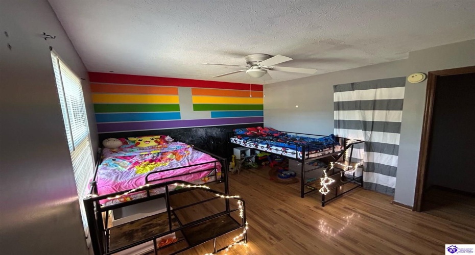 Creekside Court, Radcliff, Kentucky 40160, ,2 BathroomsBathrooms,For Sale,Creekside Court,HK24003845