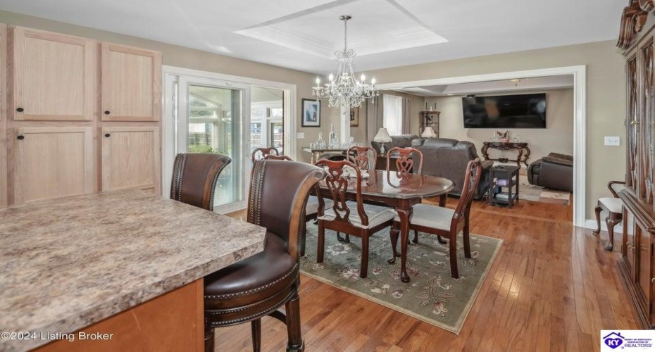 Pembrooke Drive, Bardstown, Kentucky 40004, ,3 BathroomsBathrooms,For Sale,Pembrooke Drive,HK24004216