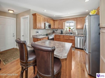 Pembrooke Drive, Bardstown, Kentucky 40004, ,3 BathroomsBathrooms,For Sale,Pembrooke Drive,HK24004216