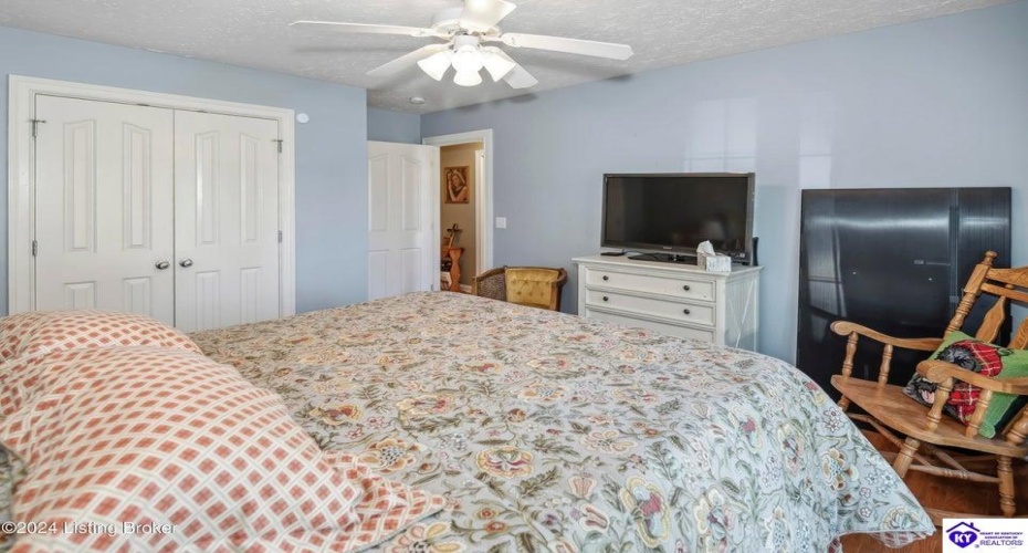 Pembrooke Drive, Bardstown, Kentucky 40004, ,3 BathroomsBathrooms,For Sale,Pembrooke Drive,HK24004216