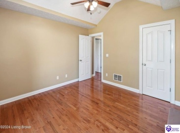 Pembrooke Drive, Bardstown, Kentucky 40004, ,3 BathroomsBathrooms,For Sale,Pembrooke Drive,HK24004216