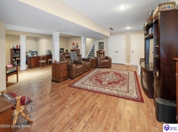 Pembrooke Drive, Bardstown, Kentucky 40004, ,3 BathroomsBathrooms,For Sale,Pembrooke Drive,HK24004216