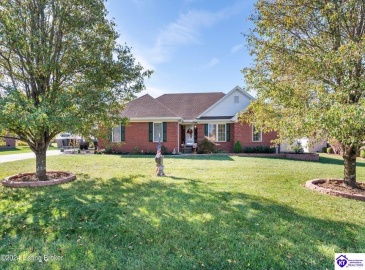 Pembrooke Drive, Bardstown, Kentucky 40004, ,3 BathroomsBathrooms,For Sale,Pembrooke Drive,HK24004216