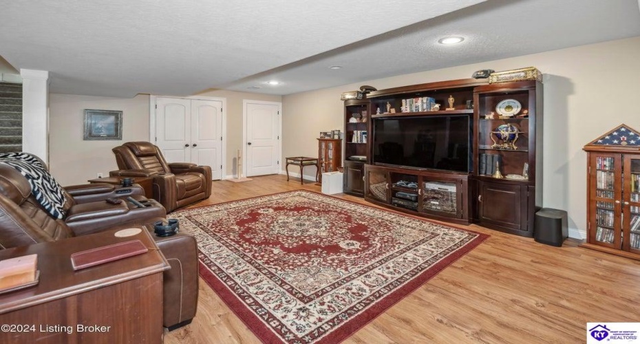 Pembrooke Drive, Bardstown, Kentucky 40004, ,3 BathroomsBathrooms,For Sale,Pembrooke Drive,HK24004216