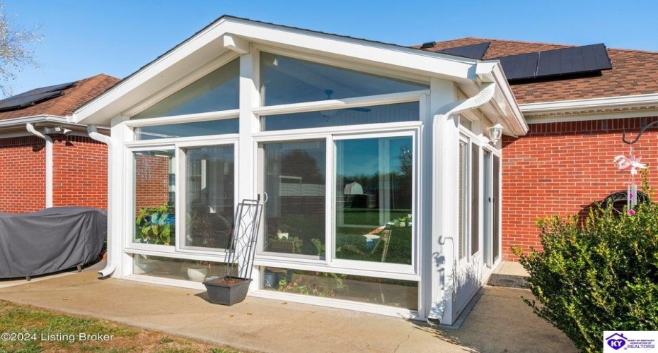 Pembrooke Drive, Bardstown, Kentucky 40004, ,3 BathroomsBathrooms,For Sale,Pembrooke Drive,HK24004216