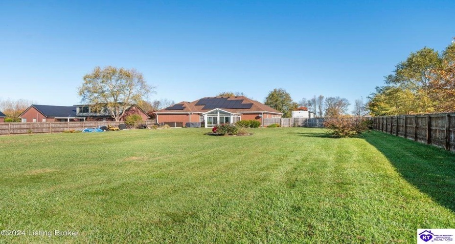 Pembrooke Drive, Bardstown, Kentucky 40004, ,3 BathroomsBathrooms,For Sale,Pembrooke Drive,HK24004216