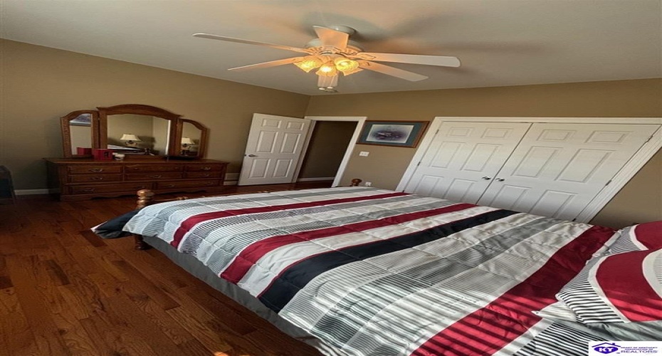 Blossom Lane, Campbellsville, Kentucky 42718, ,3 BathroomsBathrooms,For Sale,Blossom Lane,HK24004489