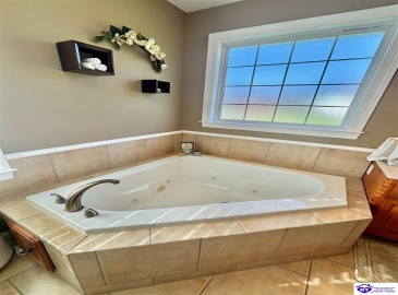 Blossom Lane, Campbellsville, Kentucky 42718, ,3 BathroomsBathrooms,For Sale,Blossom Lane,HK24004489