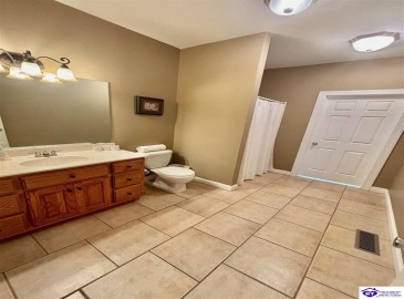 Blossom Lane, Campbellsville, Kentucky 42718, ,3 BathroomsBathrooms,For Sale,Blossom Lane,HK24004489