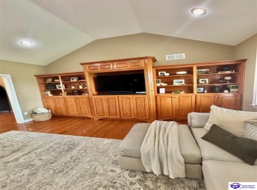 Blossom Lane, Campbellsville, Kentucky 42718, ,3 BathroomsBathrooms,For Sale,Blossom Lane,HK24004489