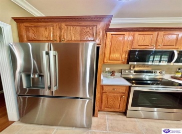 Blossom Lane, Campbellsville, Kentucky 42718, ,3 BathroomsBathrooms,For Sale,Blossom Lane,HK24004489