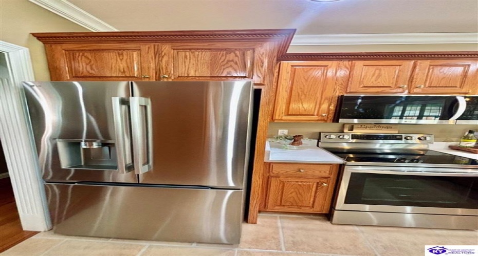 Blossom Lane, Campbellsville, Kentucky 42718, ,3 BathroomsBathrooms,For Sale,Blossom Lane,HK24004489