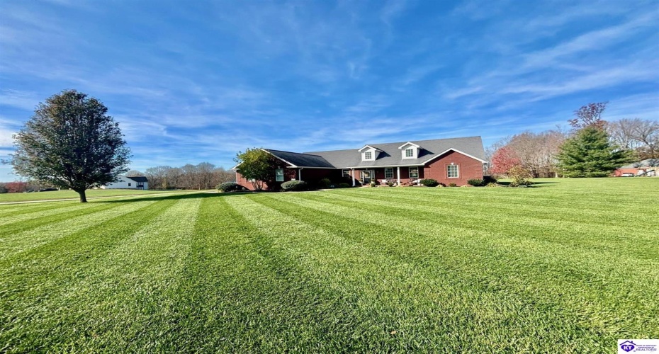 Blossom Lane, Campbellsville, Kentucky 42718, ,3 BathroomsBathrooms,For Sale,Blossom Lane,HK24004489