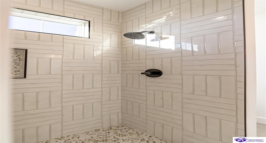 Boundary Oak Dr, Buffalo, Kentucky 42716, ,3 BathroomsBathrooms,For Sale,Boundary Oak Dr,HK24004490