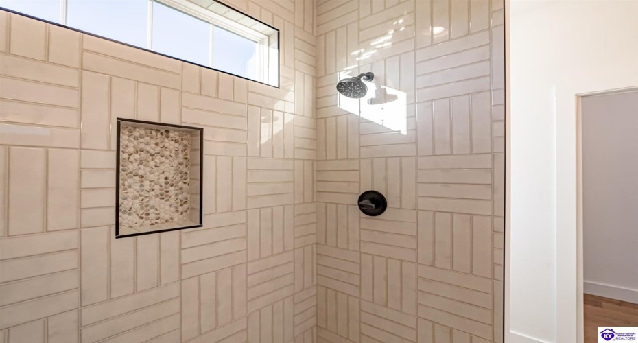 Boundary Oak Dr, Buffalo, Kentucky 42716, ,3 BathroomsBathrooms,For Sale,Boundary Oak Dr,HK24004490