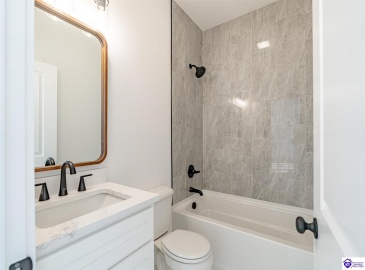 Boundary Oak Dr, Buffalo, Kentucky 42716, ,3 BathroomsBathrooms,For Sale,Boundary Oak Dr,HK24004490