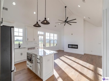 Boundary Oak Dr, Buffalo, Kentucky 42716, ,3 BathroomsBathrooms,For Sale,Boundary Oak Dr,HK24004490