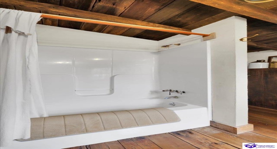 Greenbrier Rd, Madison, Indiana 47250, ,For Sale,Greenbrier Rd,HK24004499