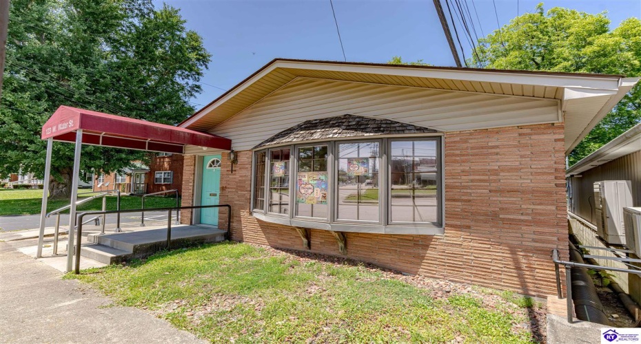 Water Street, Hodgenville, Kentucky 42748, ,For Sale,Water Street,HK24004501