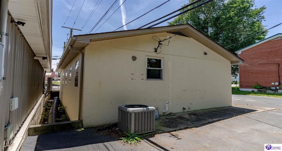 Water Street, Hodgenville, Kentucky 42748, ,For Sale,Water Street,HK24004501