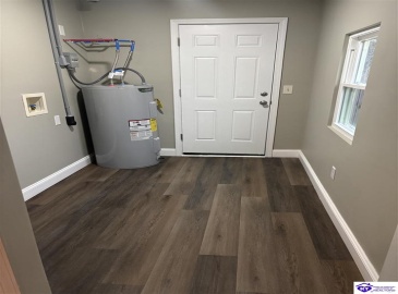 Taylor Boulevard, Campbellsville, Kentucky 42718, ,1 BathroomBathrooms,For Sale,Taylor Boulevard,HK24004494