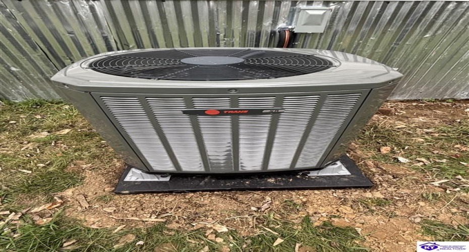 Taylor Boulevard, Campbellsville, Kentucky 42718, ,1 BathroomBathrooms,For Sale,Taylor Boulevard,HK24004494