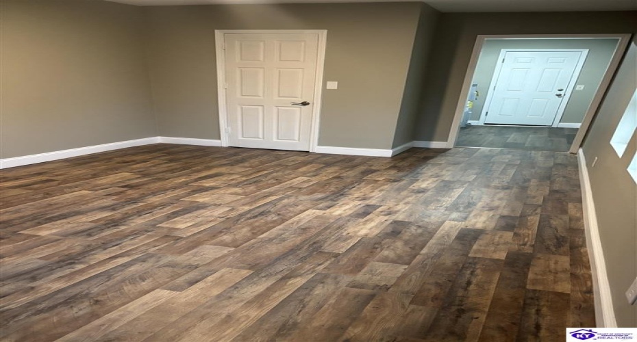 Taylor Boulevard, Campbellsville, Kentucky 42718, ,1 BathroomBathrooms,For Sale,Taylor Boulevard,HK24004494