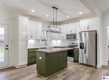 Johnathon Ct, Hodgenville, Kentucky 42748, ,2 BathroomsBathrooms,For Sale,Johnathon Ct,HK24004495