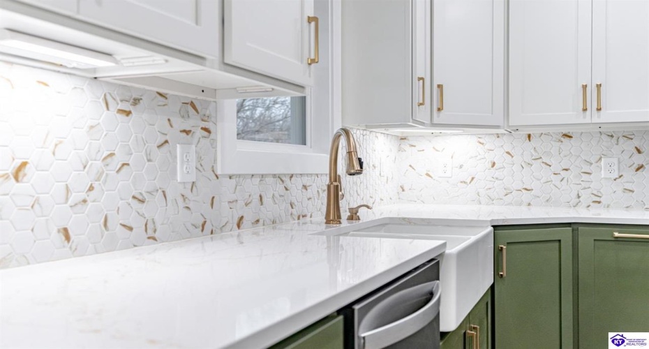 Johnathon Ct, Hodgenville, Kentucky 42748, ,2 BathroomsBathrooms,For Sale,Johnathon Ct,HK24004495