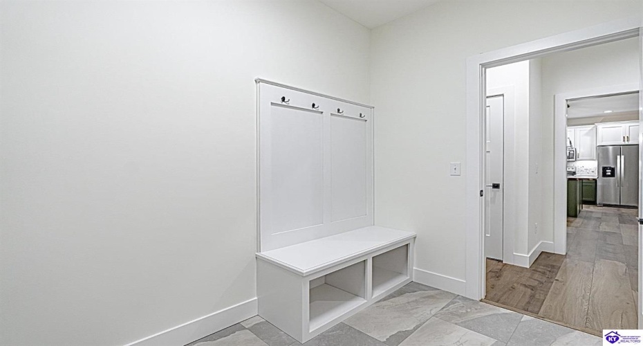 Johnathon Ct, Hodgenville, Kentucky 42748, ,2 BathroomsBathrooms,For Sale,Johnathon Ct,HK24004495