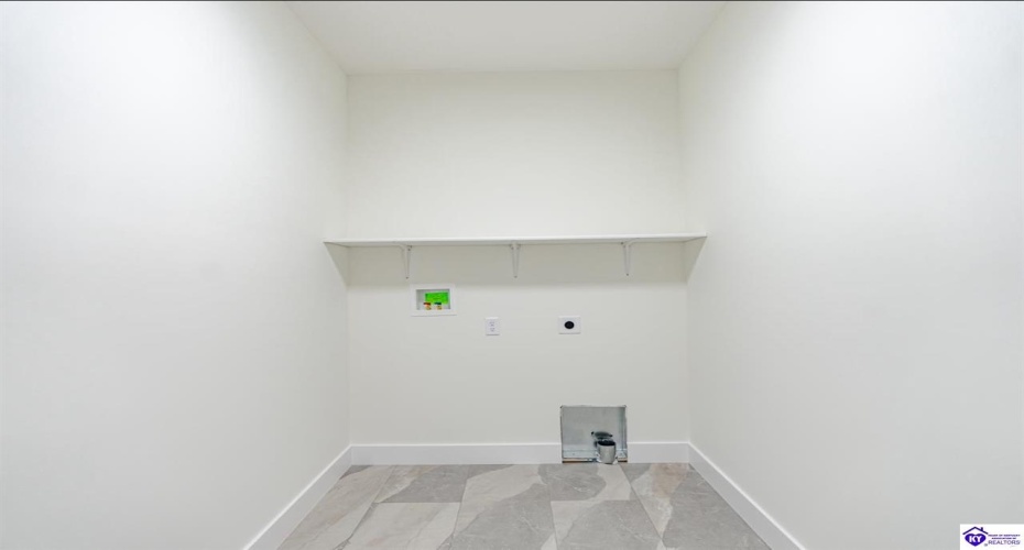 Johnathon Ct, Hodgenville, Kentucky 42748, ,2 BathroomsBathrooms,For Sale,Johnathon Ct,HK24004495