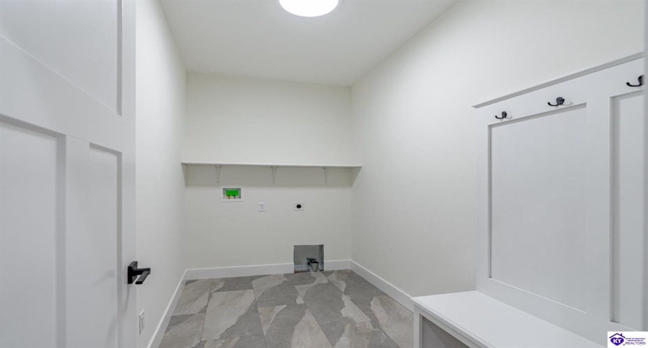 Johnathon Ct, Hodgenville, Kentucky 42748, ,2 BathroomsBathrooms,For Sale,Johnathon Ct,HK24004495