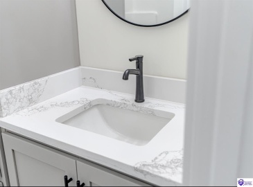 Johnathon Ct, Hodgenville, Kentucky 42748, ,2 BathroomsBathrooms,For Sale,Johnathon Ct,HK24004495