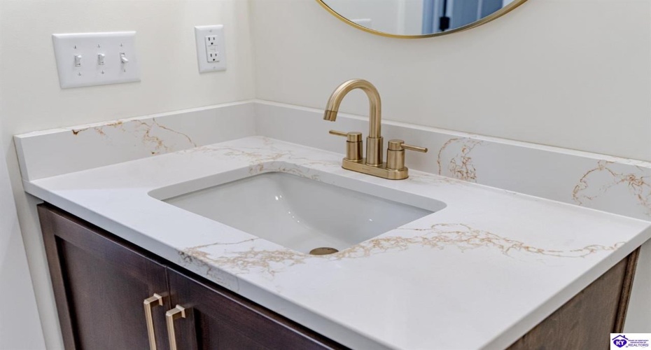 Johnathon Ct, Hodgenville, Kentucky 42748, ,2 BathroomsBathrooms,For Sale,Johnathon Ct,HK24004495