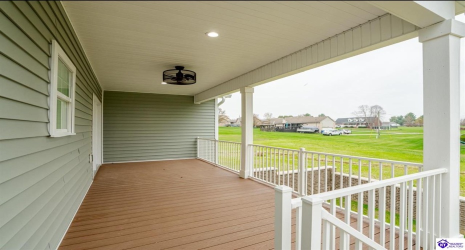 Johnathon Ct, Hodgenville, Kentucky 42748, ,2 BathroomsBathrooms,For Sale,Johnathon Ct,HK24004495