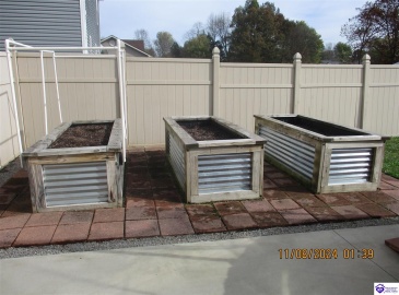 Seth Court, Radcliff, Kentucky 40160-0000, ,4 BathroomsBathrooms,For Sale,Seth Court,HK24004274