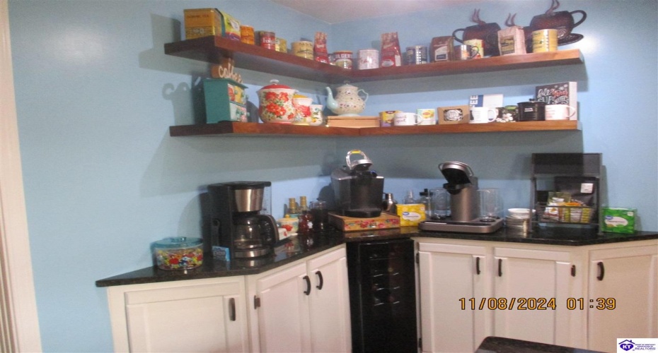 Seth Court, Radcliff, Kentucky 40160-0000, ,4 BathroomsBathrooms,For Sale,Seth Court,HK24004274