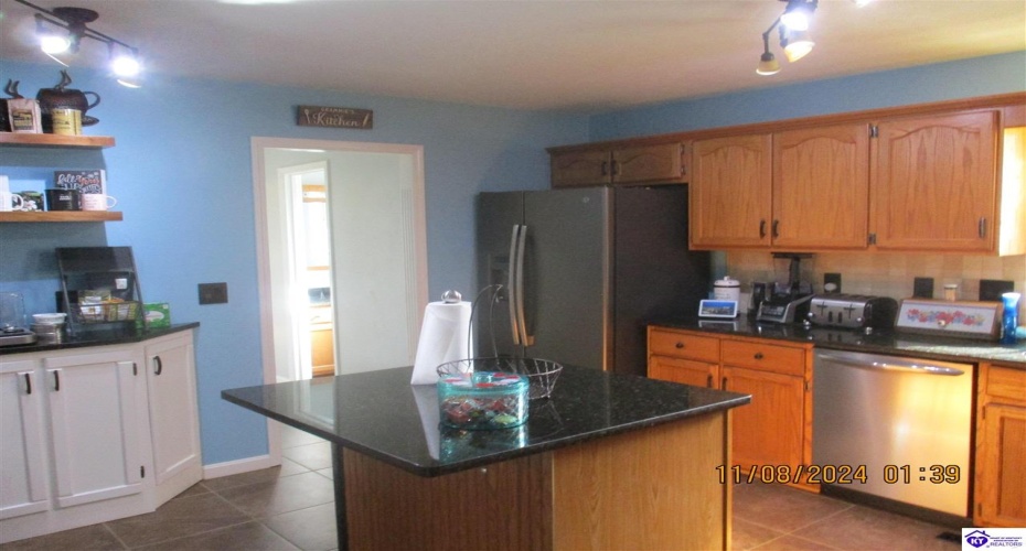 Seth Court, Radcliff, Kentucky 40160-0000, ,4 BathroomsBathrooms,For Sale,Seth Court,HK24004274