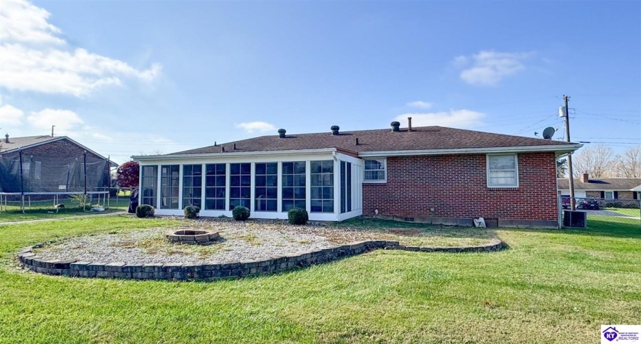 Gardenia Drive, Campbellsville, Kentucky 42718, ,2 BathroomsBathrooms,For Sale,Gardenia Drive,HK24004502